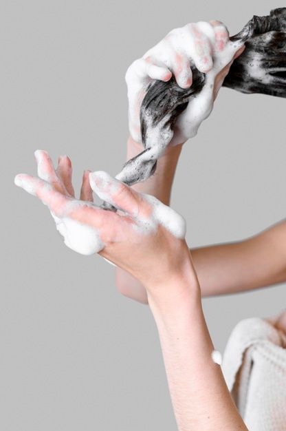 What Shampoo Should You Really Be Using? Let’s Talk!
